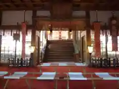 敢國神社の本殿