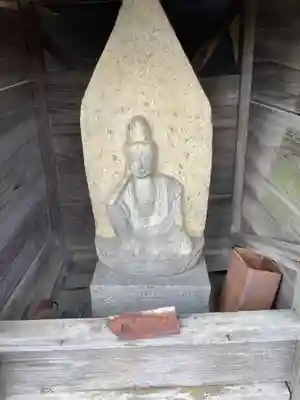 お堂(羽黒新田起シ)の仏像