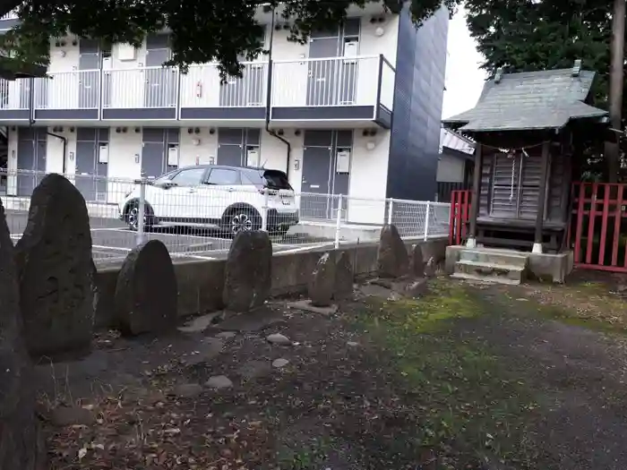 旅立稲荷神社の建物その他