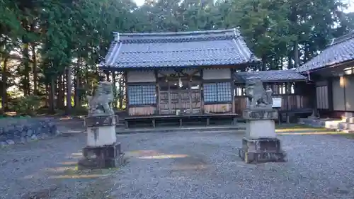 大領神社の本殿・本堂