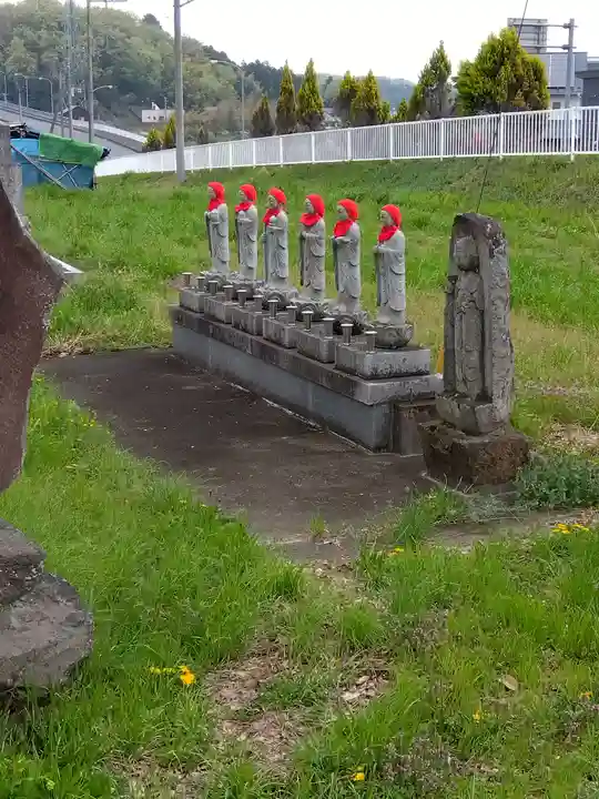 志賀観音堂の地蔵