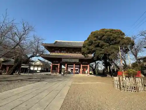 池上本門寺の{uncategorized: "未分類", other: "その他", undefined: "問題あり", building: "その他建物", grave: "お墓", sacred_gate: "鳥居", guardian: "狛犬", statue: "像", buddha: "仏像", history: "歴史", nature: "自然", garden: "庭園", animal: "動物", pagoda: "塔", temizu: "手水舎", mountain_gate: "山門・神門", sanctuary: "本殿・本堂", subordinate: "末社・摂社", art: "芸術", scenery: "景色", jizo: "地蔵", ema: "絵馬", goshuin: "御朱印", omikuji: "おみくじ", items: "授与品その他", amulet: "お守り", goshuincho: "御朱印帳", eats: "食事", festival: "お祭り", votive_dance: "神楽", shichigosan: "七五三参", wedding: "結婚式", experience: "体験その他", initially: "初詣", around: "周辺", anti_infection: "感染症対策"}