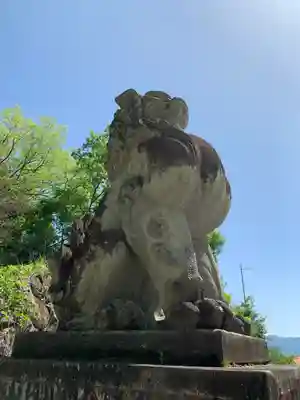 武田神社の狛犬