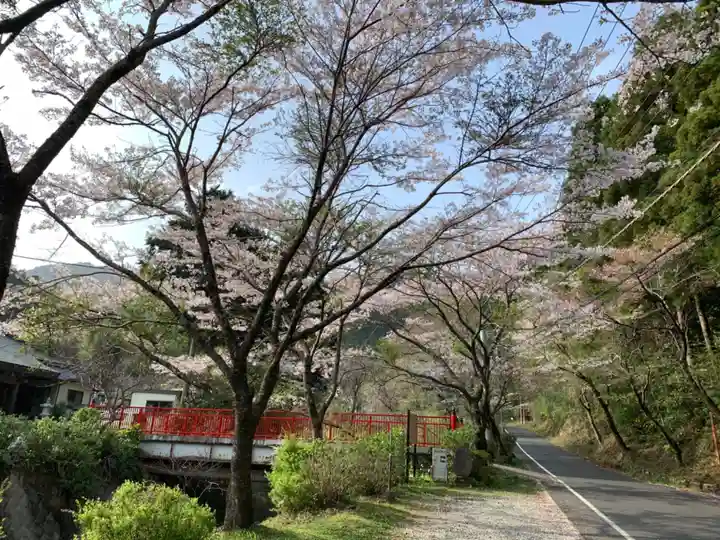 浄発願寺の周辺