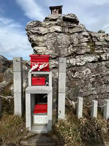 劔山本宮宝蔵石神社(徳島県)