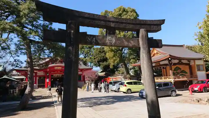 品川神社の鳥居