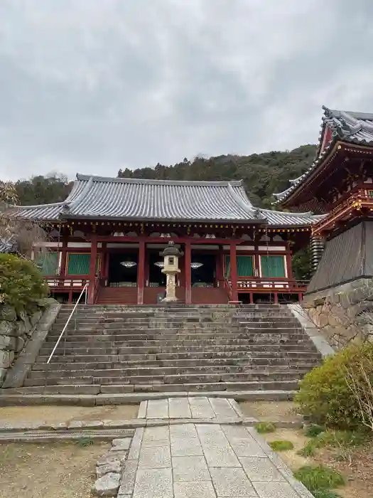 矢田寺の本殿