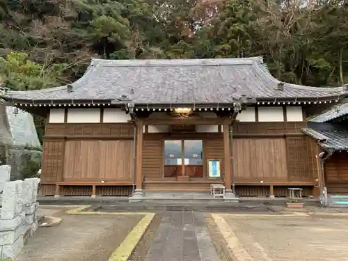 海雲寺の本殿・本堂