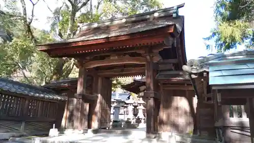 吉香神社の山門・神門