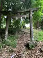 諏訪神社の鳥居