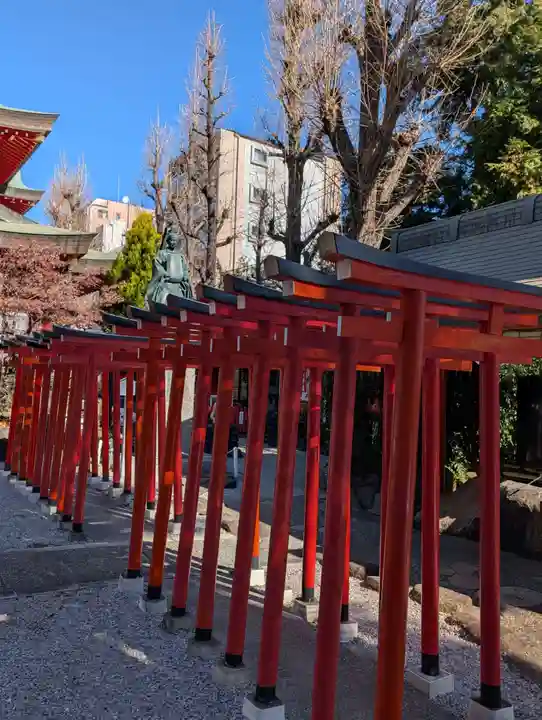 京濱伏見稲荷神社(神奈川県)