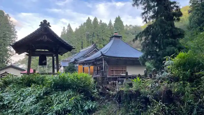 青竜寺の建物その他