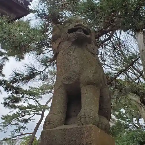 重蔵神社の狛犬