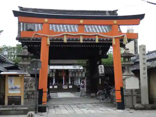 下御霊神社の鳥居