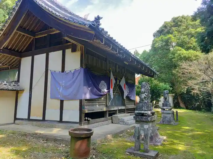 饗庭神社の本殿・本堂
