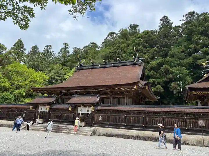 熊野本宮大社の{uncategorized: "未分類", other: "その他", undefined: "問題あり", building: "その他建物", grave: "お墓", sacred_gate: "鳥居", guardian: "狛犬", statue: "像", buddha: "仏像", history: "歴史", nature: "自然", garden: "庭園", animal: "動物", pagoda: "塔", temizu: "手水舎", mountain_gate: "山門・神門", sanctuary: "本殿・本堂", subordinate: "末社・摂社", art: "芸術", scenery: "景色", jizo: "地蔵", ema: "絵馬", goshuin: "御朱印", omikuji: "おみくじ", items: "授与品その他", amulet: "お守り", goshuincho: "御朱印帳", eats: "食事", festival: "お祭り", votive_dance: "神楽", shichigosan: "七五三参", wedding: "結婚式", experience: "体験その他", initially: "初詣", around: "周辺", anti_infection: "感染症対策"}