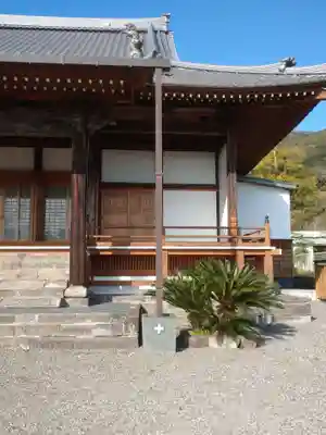 徳成寺の本殿・本堂
