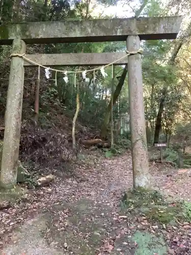 玉野御嶽神社の鳥居