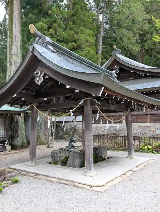 飛驒一宮水無神社(岐阜県)