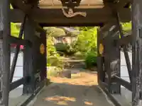 光明寺の山門・神門