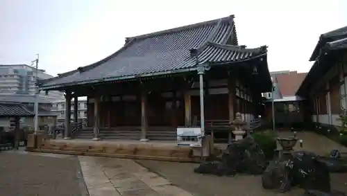 三光寺の本殿・本堂