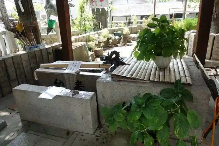 彌榮神社の手水舎