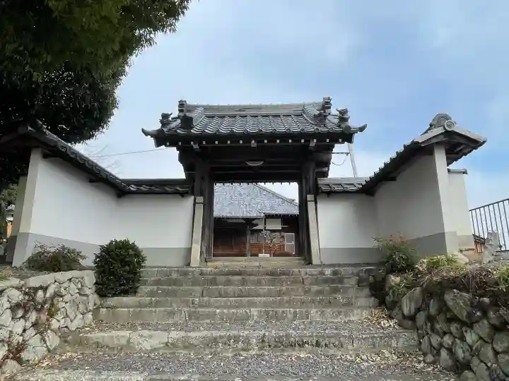 松元寺の{uncategorized: "未分類", other: "その他", undefined: "問題あり", building: "その他建物", grave: "お墓", sacred_gate: "鳥居", guardian: "狛犬", statue: "像", buddha: "仏像", history: "歴史", nature: "自然", garden: "庭園", animal: "動物", pagoda: "塔", temizu: "手水舎", mountain_gate: "山門・神門", sanctuary: "本殿・本堂", subordinate: "末社・摂社", art: "芸術", scenery: "景色", jizo: "地蔵", ema: "絵馬", goshuin: "御朱印", omikuji: "おみくじ", items: "授与品その他", amulet: "お守り", goshuincho: "御朱印帳", eats: "食事", festival: "お祭り", votive_dance: "神楽", shichigosan: "七五三参", wedding: "結婚式", experience: "体験その他", initially: "初詣", around: "周辺", anti_infection: "感染症対策"}