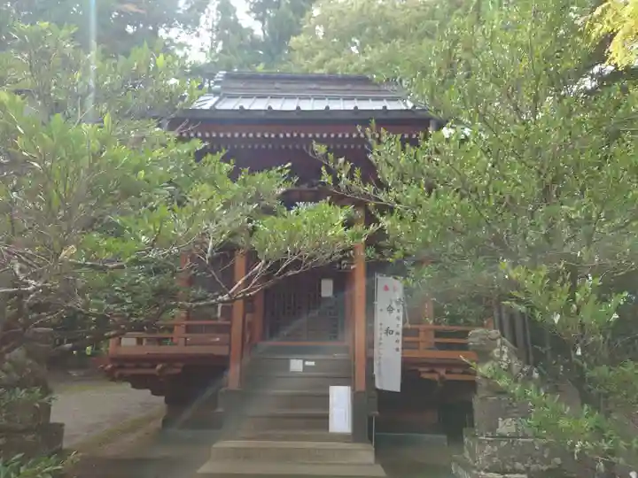 石楯尾神社の本殿・本堂