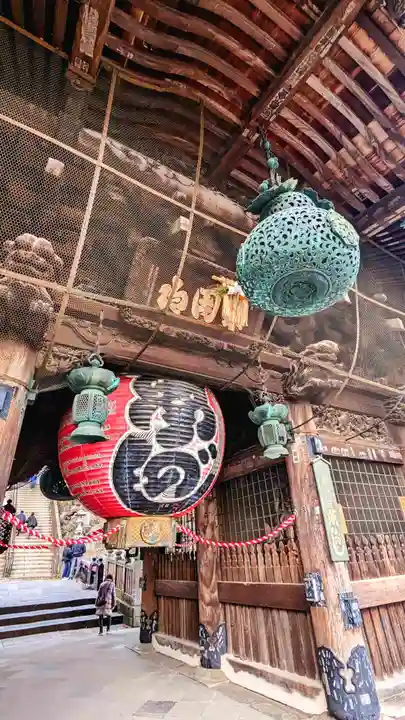 成田山新勝寺の山門・神門