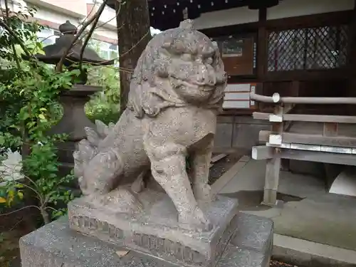 熊野神社の狛犬