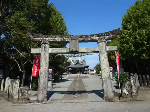 六嘉神社の鳥居