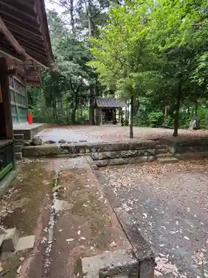 生子神社の末社・摂社