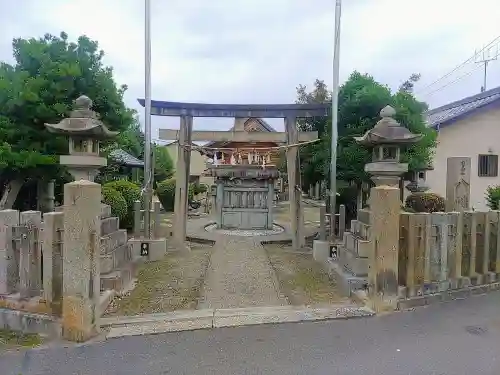 八幡社（六角堂八幡社）の鳥居