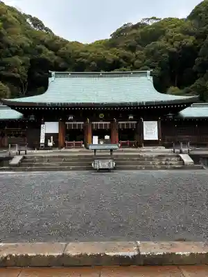 靜岡縣護國神社の{uncategorized: "未分類", other: "その他", undefined: "問題あり", building: "その他建物", grave: "お墓", sacred_gate: "鳥居", guardian: "狛犬", statue: "像", buddha: "仏像", history: "歴史", nature: "自然", garden: "庭園", animal: "動物", pagoda: "塔", temizu: "手水舎", mountain_gate: "山門・神門", sanctuary: "本殿・本堂", subordinate: "末社・摂社", art: "芸術", scenery: "景色", jizo: "地蔵", ema: "絵馬", goshuin: "御朱印", omikuji: "おみくじ", items: "授与品その他", amulet: "お守り", goshuincho: "御朱印帳", eats: "食事", festival: "お祭り", votive_dance: "神楽", shichigosan: "七五三参", wedding: "結婚式", experience: "体験その他", initially: "初詣", around: "周辺", anti_infection: "感染症対策"}
