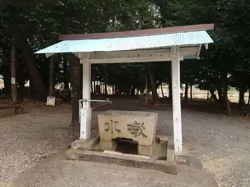 八幡社（中田八幡社）の手水舎