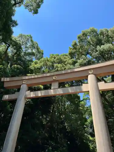 明治神宮の{uncategorized: "未分類", other: "その他", undefined: "問題あり", building: "その他建物", grave: "お墓", sacred_gate: "鳥居", guardian: "狛犬", statue: "像", buddha: "仏像", history: "歴史", nature: "自然", garden: "庭園", animal: "動物", pagoda: "塔", temizu: "手水舎", mountain_gate: "山門・神門", sanctuary: "本殿・本堂", subordinate: "末社・摂社", art: "芸術", scenery: "景色", jizo: "地蔵", ema: "絵馬", goshuin: "御朱印", omikuji: "おみくじ", items: "授与品その他", amulet: "お守り", goshuincho: "御朱印帳", eats: "食事", festival: "お祭り", votive_dance: "神楽", shichigosan: "七五三参", wedding: "結婚式", experience: "体験その他", initially: "初詣", around: "周辺", anti_infection: "感染症対策"}