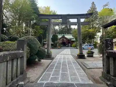 新橋浅間神社の鳥居