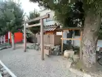 八幡神社(神社港)の{uncategorized: "未分類", other: "その他", undefined: "問題あり", building: "その他建物", grave: "お墓", sacred_gate: "鳥居", guardian: "狛犬", statue: "像", buddha: "仏像", history: "歴史", nature: "自然", garden: "庭園", animal: "動物", pagoda: "塔", temizu: "手水舎", mountain_gate: "山門・神門", sanctuary: "本殿・本堂", subordinate: "末社・摂社", art: "芸術", scenery: "景色", jizo: "地蔵", ema: "絵馬", goshuin: "御朱印", omikuji: "おみくじ", items: "授与品その他", amulet: "お守り", goshuincho: "御朱印帳", eats: "食事", festival: "お祭り", votive_dance: "神楽", shichigosan: "七五三参", wedding: "結婚式", experience: "体験その他", initially: "初詣", around: "周辺", anti_infection: "感染症対策"}