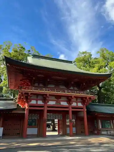 武蔵一宮氷川神社の山門