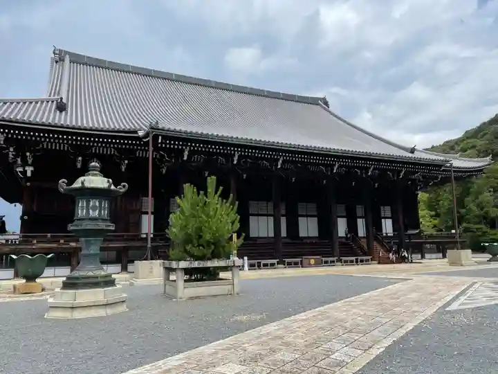 知恩院の本殿・本堂