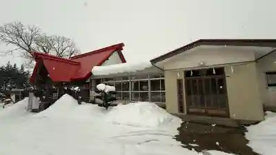 一本栗地主神社の{uncategorized: "未分類", other: "その他", undefined: "問題あり", building: "その他建物", grave: "お墓", sacred_gate: "鳥居", guardian: "狛犬", statue: "像", buddha: "仏像", history: "歴史", nature: "自然", garden: "庭園", animal: "動物", pagoda: "塔", temizu: "手水舎", mountain_gate: "山門・神門", sanctuary: "本殿・本堂", subordinate: "末社・摂社", art: "芸術", scenery: "景色", jizo: "地蔵", ema: "絵馬", goshuin: "御朱印", omikuji: "おみくじ", items: "授与品その他", amulet: "お守り", goshuincho: "御朱印帳", eats: "食事", festival: "お祭り", votive_dance: "神楽", shichigosan: "七五三参", wedding: "結婚式", experience: "体験その他", initially: "初詣", around: "周辺", anti_infection: "感染症対策"}