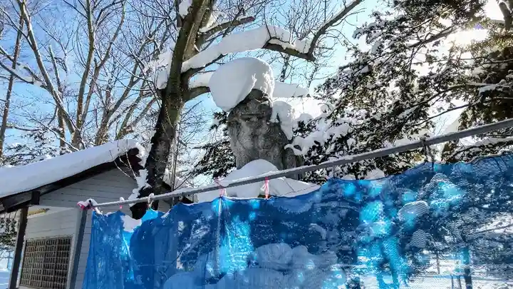 東神楽神社の狛犬