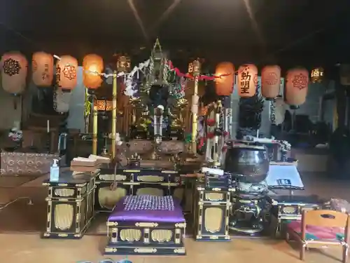 願成就寺の本殿・本堂