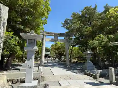 宗像大社の{uncategorized: "未分類", other: "その他", undefined: "問題あり", building: "その他建物", grave: "お墓", sacred_gate: "鳥居", guardian: "狛犬", statue: "像", buddha: "仏像", history: "歴史", nature: "自然", garden: "庭園", animal: "動物", pagoda: "塔", temizu: "手水舎", mountain_gate: "山門・神門", sanctuary: "本殿・本堂", subordinate: "末社・摂社", art: "芸術", scenery: "景色", jizo: "地蔵", ema: "絵馬", goshuin: "御朱印", omikuji: "おみくじ", items: "授与品その他", amulet: "お守り", goshuincho: "御朱印帳", eats: "食事", festival: "お祭り", votive_dance: "神楽", shichigosan: "七五三参", wedding: "結婚式", experience: "体験その他", initially: "初詣", around: "周辺", anti_infection: "感染症対策"}