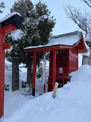 高砂稲荷大明神の本殿