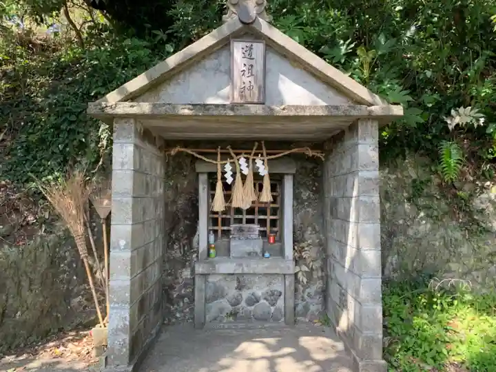 船柄稲荷の本殿・本堂