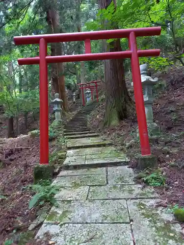 瀞川稲荷の鳥居