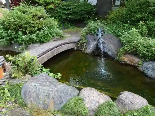 素盞雄神社の庭園