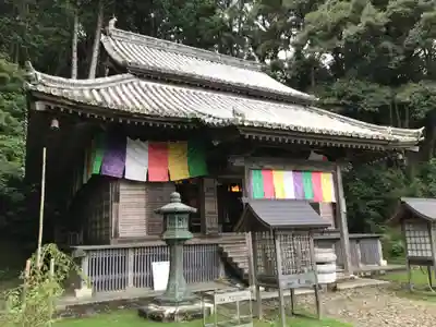 平等寺の本殿・本堂