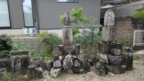 和泉式部墓所（寺号不詳）(京都府)